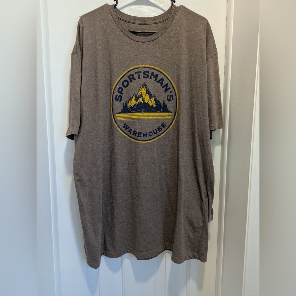 NWOT Men’s Sportsman’s Warehouse Shirt – Size 2XL